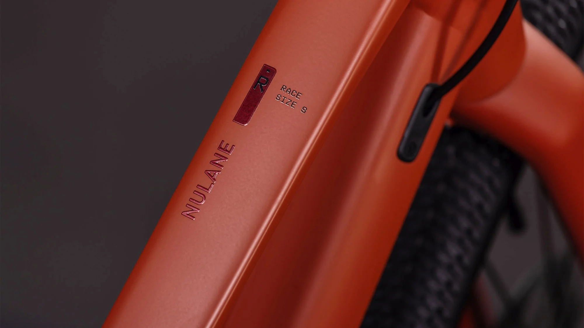 CUBE NULANE RACE AMBER/BLACK - Image 10