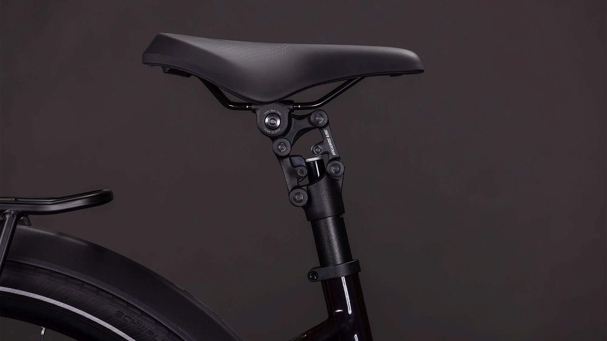 CUBE SUPREME HYBRID COMFORT PRO 600 SOLARECLIPSE/GOLD - Image 5