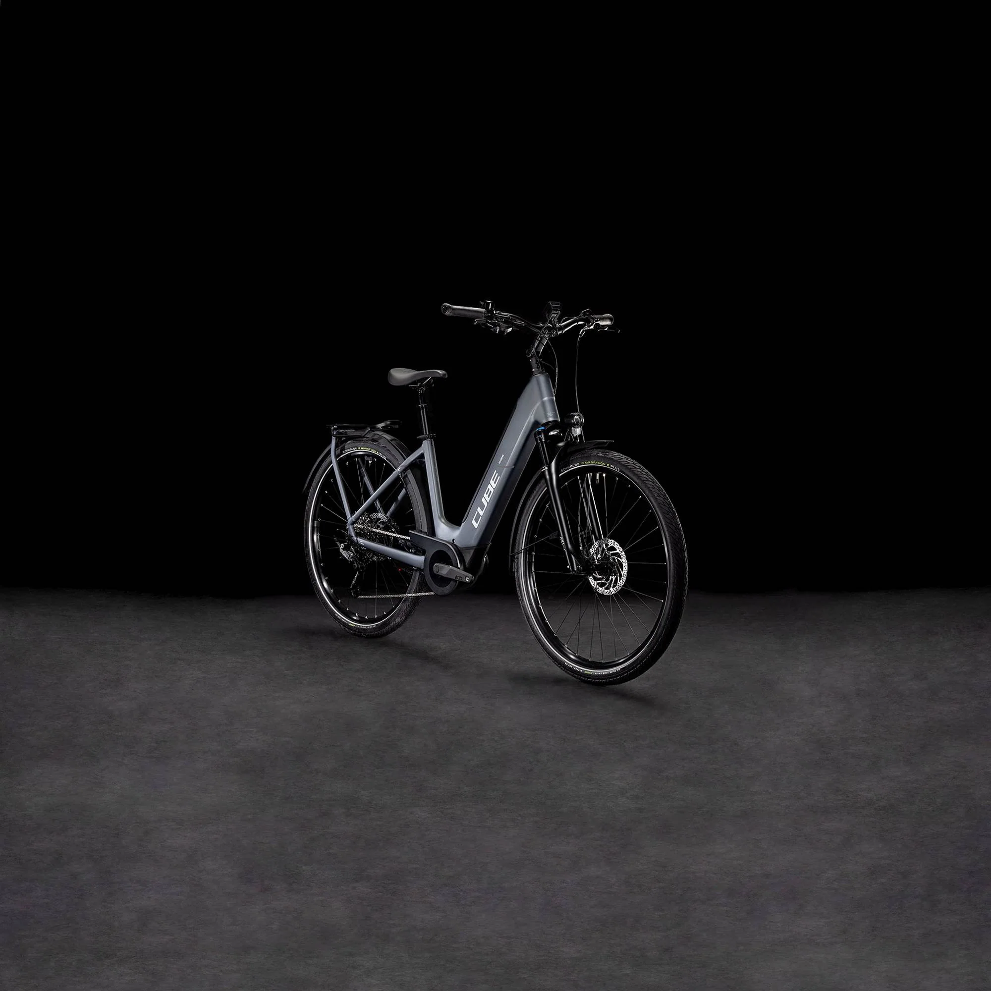 CUBE TOURING HYBRID PRO 625 METALLICGREY/CHROME - Image 22